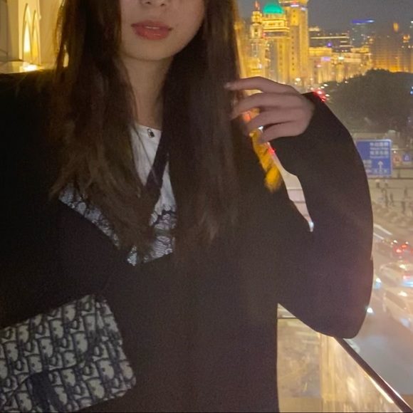 DKNY lace dress - Picture 2 of 6